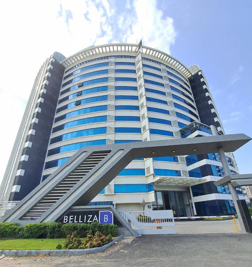Honest Homes At Rajhans Belliza, Appartment Units Surat Buitenkant foto
