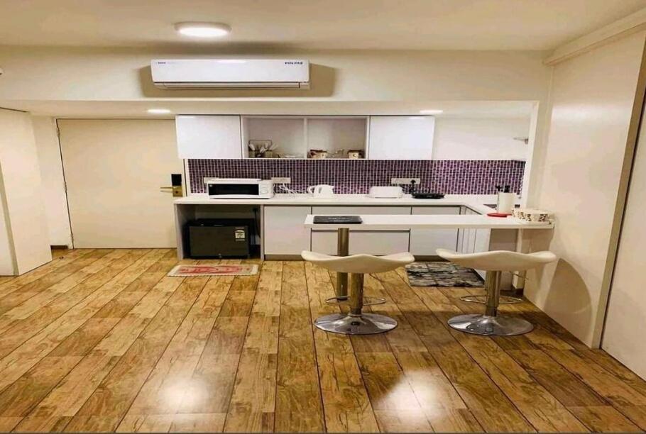 Honest Homes At Rajhans Belliza, Appartment Units Surat Buitenkant foto